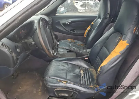 2000 Porsche Boxster from USA, damaged, VIN WP0CA2989YU625726